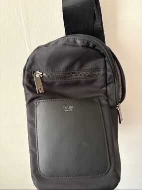 Tulio New York Black Crossbody Bag – Good Condition